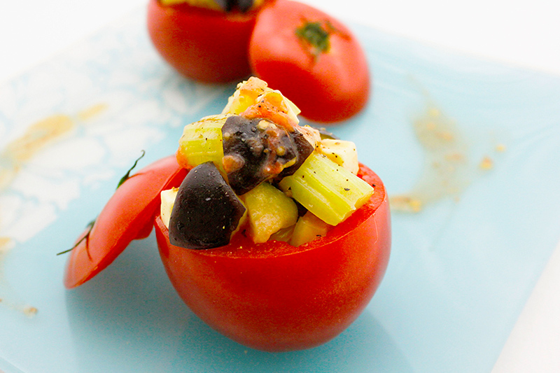 まるごとトマトの野菜マリネ