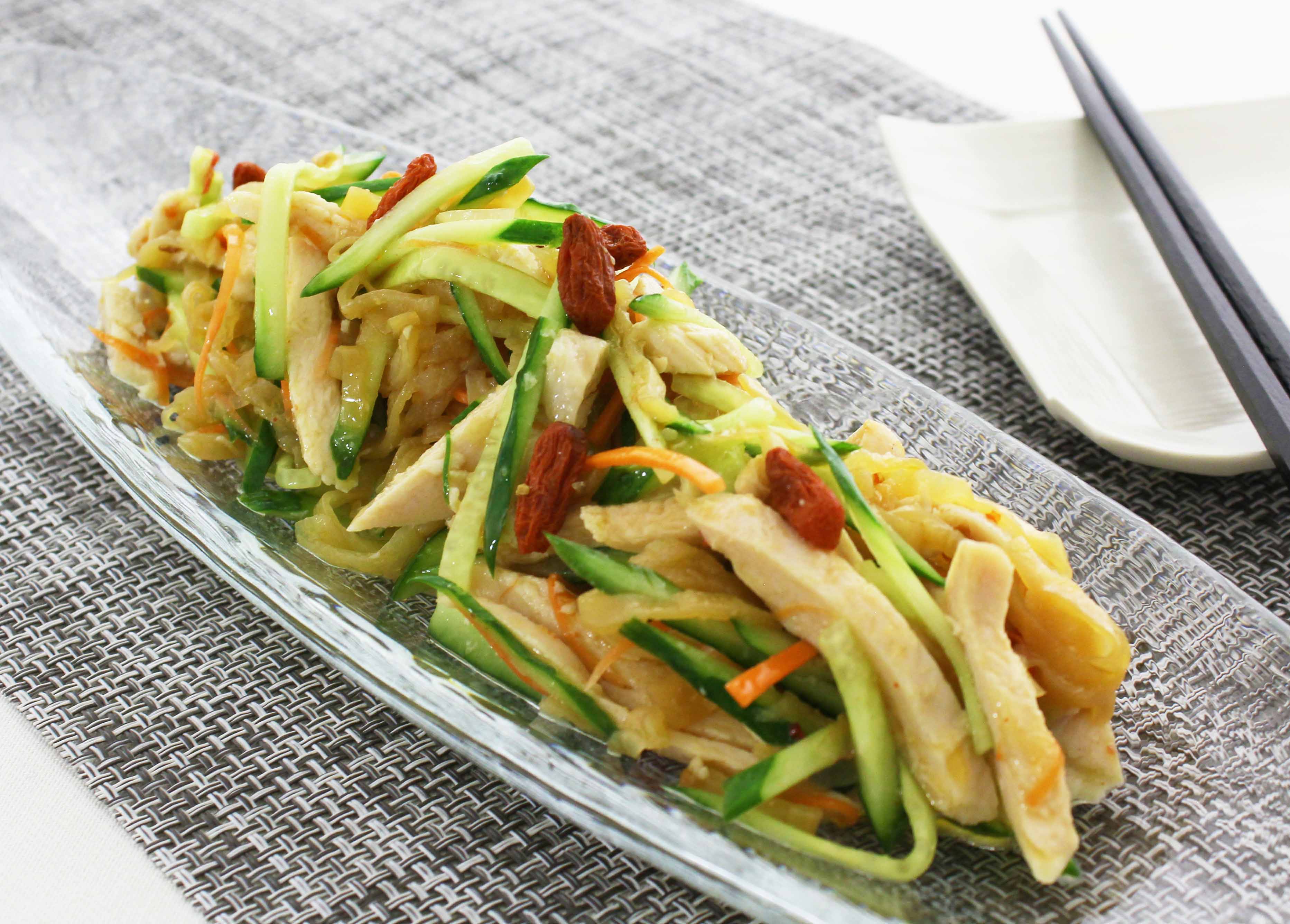 蒸し鶏とくらげの中華風サラダ サラダカフェ サラダのレシピがいっぱい