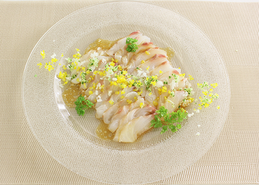野菜で彩る 鯛の和風カルパッチョ サラダカフェ サラダのレシピがいっぱい