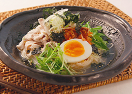 豚キムチそうめん~韓国冷麺風~